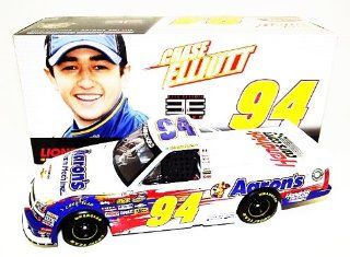 2X AUTOGRAPHED 2013 Chase Elliott & Bill Elliott #94 AARON'S DREAM MACHINE / Hendrick Motorsports Racing (Camping World Truck Series) Lionel 1/24 NASCAR Father & Son SIGNED Rare Diecast Truck w/ COA (#352 of only 847 produced!): Sports Collecti