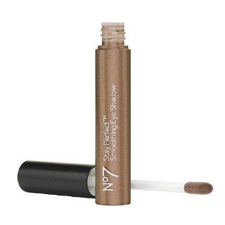 Boots No7 Stay Perfect Smoothing Eye Shadow, Bronze 0.14 oz (4 g): Health & Personal Care