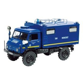 Schuco 1:43 Mercedes Benz Unimog 404 S THW Communications Truck: Toys & Games