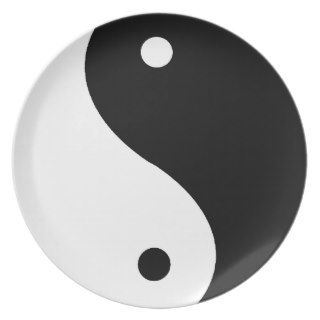 Black and white Yin yang symbol Dinner Plate