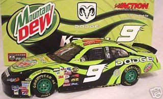 Very Low Serial #0036 out of 540 Made! 2004 Kasey Kahne #9 Mountain Dew 1/24 Scale Action RCCA Club Car Hood Opens Limited Production Only 540 MadeLess than 11 Per State: Toys & Games