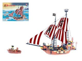 Pirate Ship Brictek Building Block Set   543 Pieces: Toys & Games