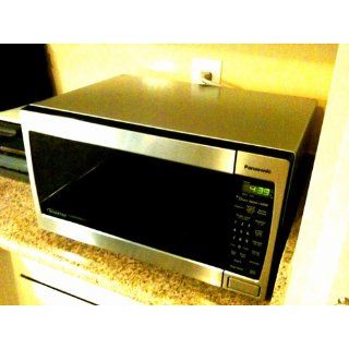 Panasonic NN SN657S 1.2 cuft, 1300 Watt Stainless Steel Microwave Oven, Inverter Technology: Kitchen & Dining