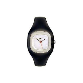 Womens Nike Presto Size Medium Watch WT0009 001: Watches