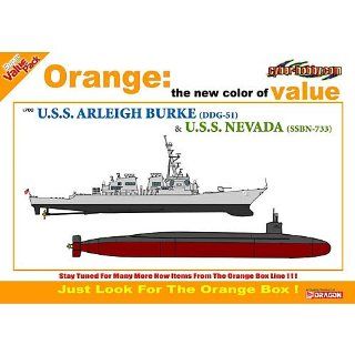 Cyber Hobby 1/700 U.S.S. Arleigh Burke (DDG 51) plus U.S.S. Nevada (SSBN 733) Toys & Games