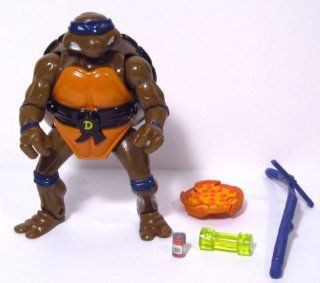 Teenage Mutant Ninja Turtles Mutations 1992 Mutatin' Donatello: Toys & Games