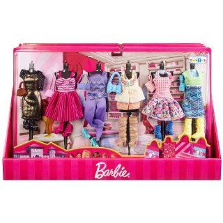 Barbie fashion clothes   ultimate gift set 6 outfits: Toys & Games