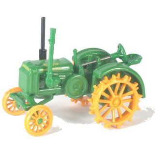 Athearn HO Scale RTR Diecast John Deere Tractor GP: Toys & Games
