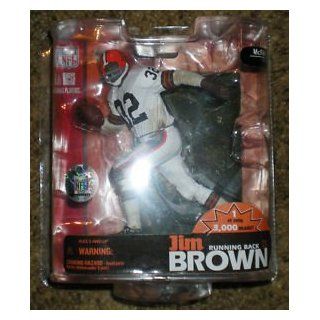 Jim Brown #32 Cleveland Browns McFarlane HOF Hall of Fame Exclusive With The #32 on Helmet 3000 Total Figures Produced: Toys & Games