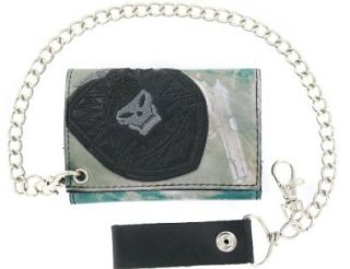 Call of Duty: Black Ops Tri Fold Wallet with Chain: Shoes