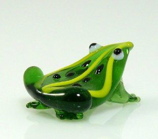 Frog Green Glass Miniature Figurine Approximately 1 Inch Long (That's Small)   Collectible Figurines