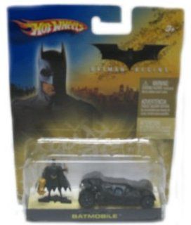 Mattel Hot Wheels 2005 1:64 Scale Batman Begins Black Mini Batmobile and Figure Die Cast Car Gift Set: Toys & Games