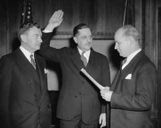 1938 photo Jackson successor takes oath. Washington, D.C., March 21. Thurman a1  