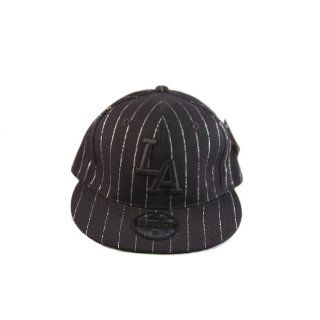 Size Medium fit Black embroidered LA pinstripe baseball cap  Hats  Sports & Outdoors