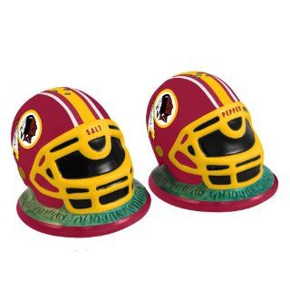 NFL Washington Redskins Helmet Salt and Pepper Shakers Sports & Outdoors