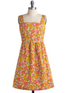Tulle Clothing The Happy Bunch Dress  Mod Retro Vintage Dresses