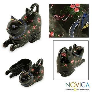 'Kitty Cat Happiness' Lacquered Wood Box (Thailand) Novica Accent Pieces