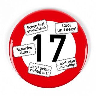 private signs Riesen Verkehrsschild Button zum 17. Geburtstag: Küche & Haushalt