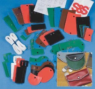 Vinyl Bulk Assortment Craft Kit (Makes 30): Toys & Games