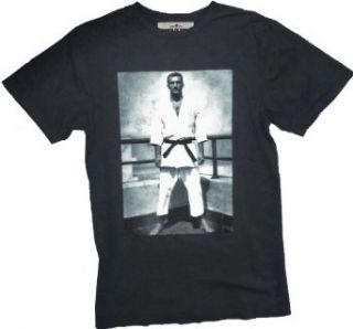 Roots of Fight Helio Gracie Photo T Shirt   2XL   Vintage Black at  Mens Clothing store: Fashion T Shirts