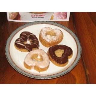 Wilton Nonstick 6 Cavity Heart Donut Pan: Kitchen & Dining
