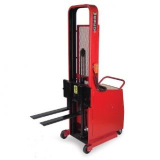 WESCO Battery Powered Counterweight Lift Trucks: Powered Lift and Powered Drive: Hydraulic Cranes: Industrial & Scientific