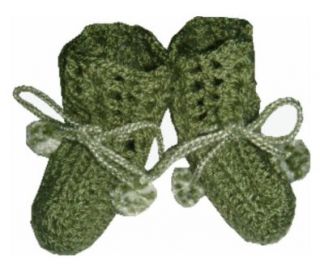 NEW ARRIVAL 100% PERUVIAN NEWBORN 0 3 MONTHS UNISEX BABY BOOTIES   SHOES (POMPON) CROCHETED HANDMADE OLIVE GREEN WARM: Shoes