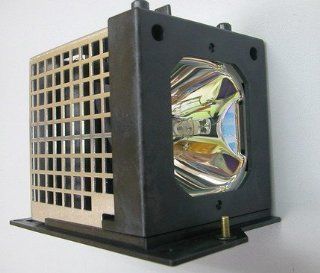 Lampedia Replacement Lamp for HITACHI UX21517 / LM520: Electronics