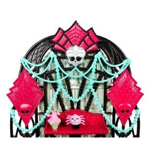 Monster High Frights, Camera, Action! Premiere Party Playset: Toys & Games