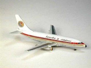 Gemini Jets Egyptair 737 200 Ltd Ed Model Airplane: Toys & Games