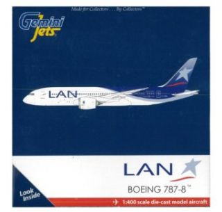 Gemini Jets B787 8 Lan Airlines Diecast Vehicle, Scale 1/400: Toys & Games