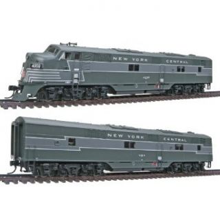 PROTO 2000(R) HO Scale Diesel EMD E7A B Phase I Powered with Sound and DCC 920 40964: Toys & Games