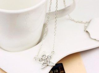 Topstaronline (TM) Lovely Starfish Crystal Necklace : Sports & Outdoors