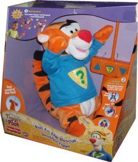 Disney My Friends Tigger and Pooh 27 MHz Radio Control 12 Inch Figure   Sleuthin' Tigger   Roll to The Rescue: Toys & Games