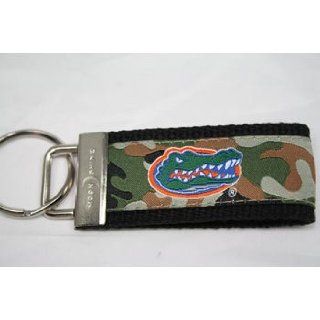 Florida Gators Logo Camouflage Web Keychain : Sports Related Key Chains : Sports & Outdoors