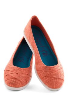 Skip in Your Step Flat in Coral  Mod Retro Vintage Flats