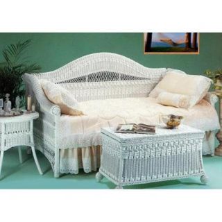 Classic Wicker Daybed