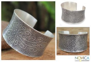 Sterling Silver Thai Blossom Cuff Bracelet (Thailand)   13927769