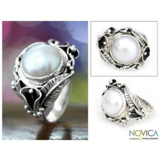 Sterling Silver 'Nest of Lilies' Pearl Ring (12 mm) (Indonesia) 6