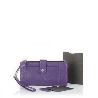 Women’s Leather Wristlet with RFID Shielding Technology and RFID Sleeves    7617392